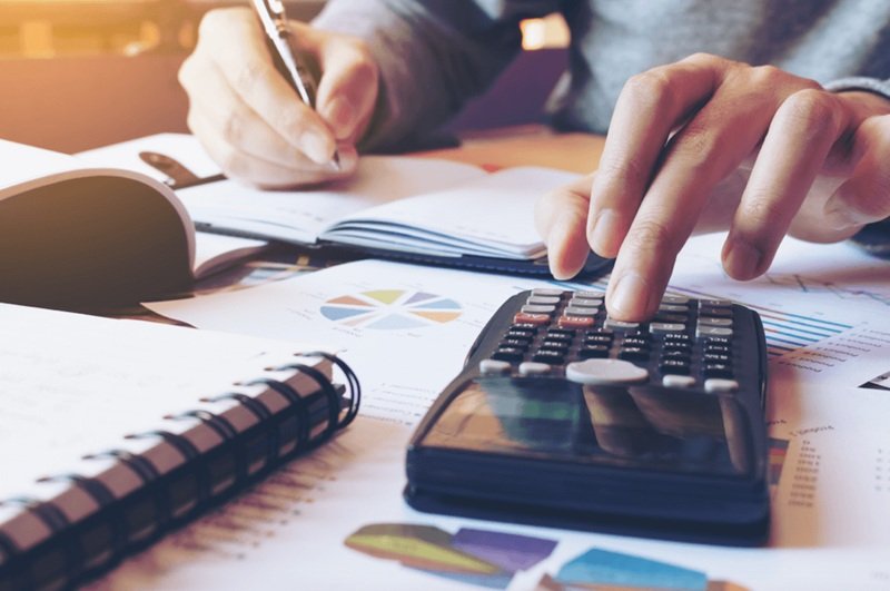 Finance Jobs in USA: A Comprehensive Guide to Careers, Salaries, and Growth Opportunities 4 Remote Finance Jobs within the USA